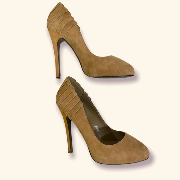 𝅺ALDO platform beige suede stiletto pumps size 38 (fits like a 7-7.5) - Picture 4 of 5